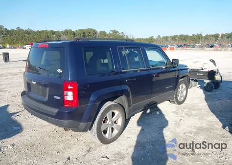 2013 Jeep Patriot Latitude z USA, uszkodzony, nr VIN 1C4NJPFB2DD213728